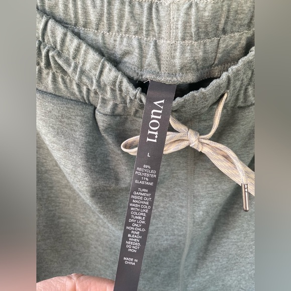 Vuori Performance Joggers Large - Picture 3 of 4